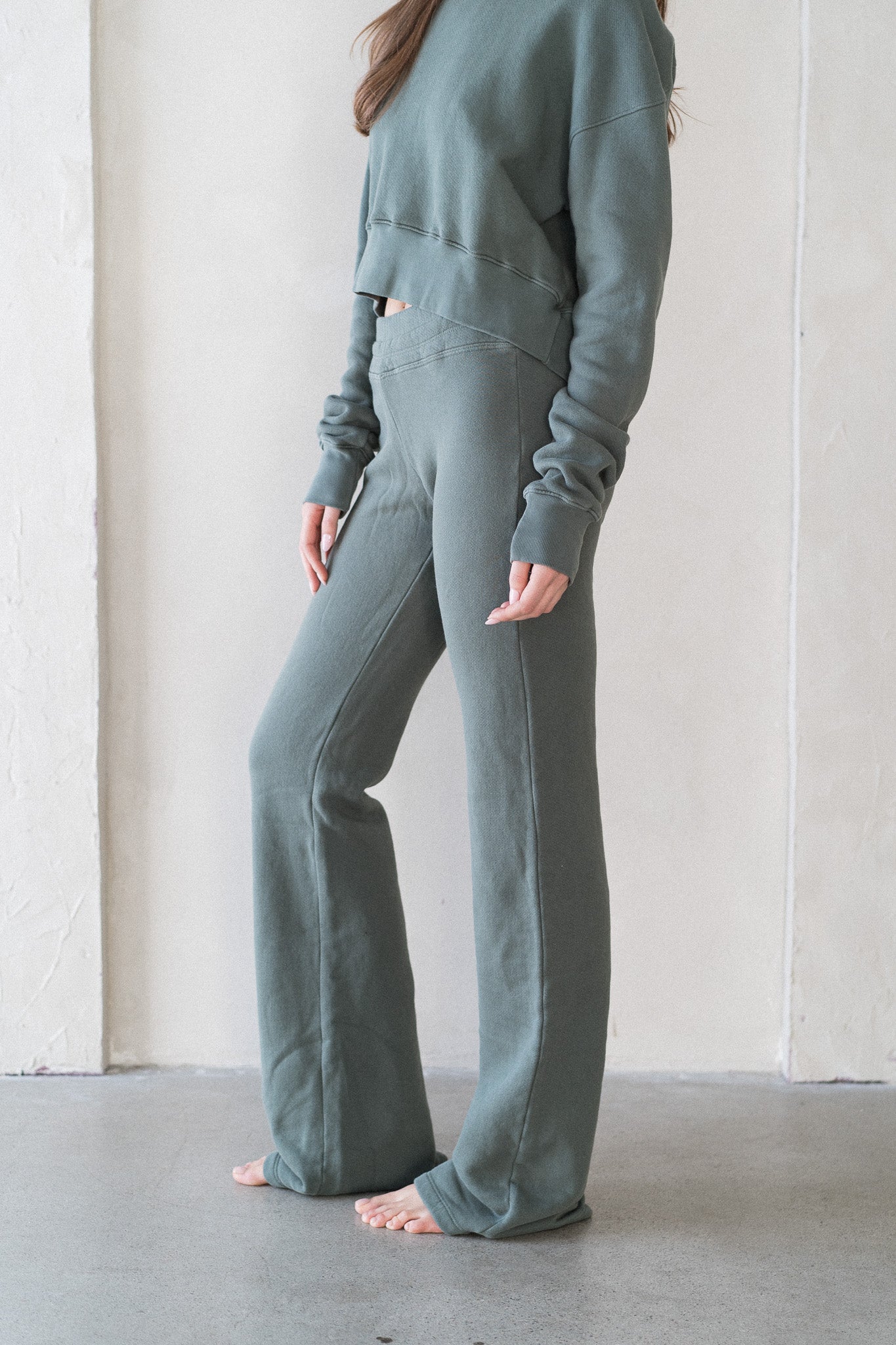 Loop Wide Leg